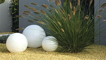 декоративные светящиеся шары для сада